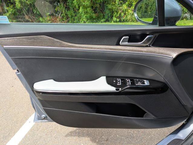 Used 2022 Kia K5 EX FWD image 11