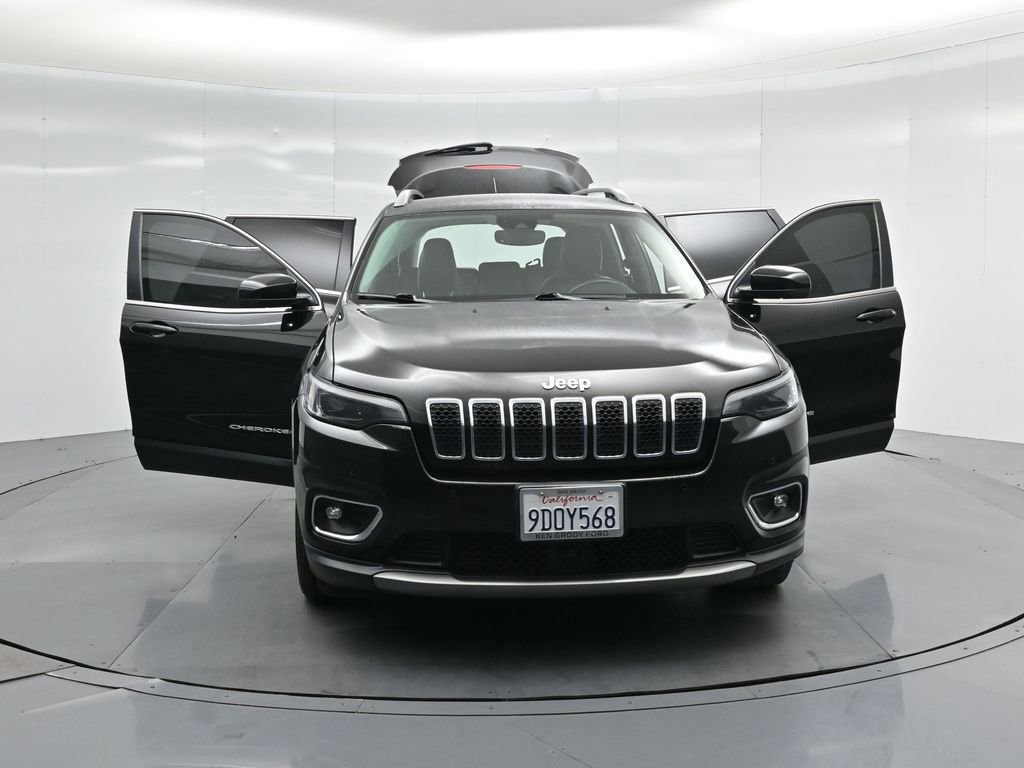 Used 2019 Jeep Cherokee Limited w/ Technology Group image 53