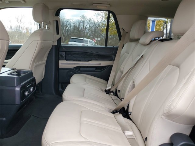 Certified 2022 Ford Expedition Platinum image 29