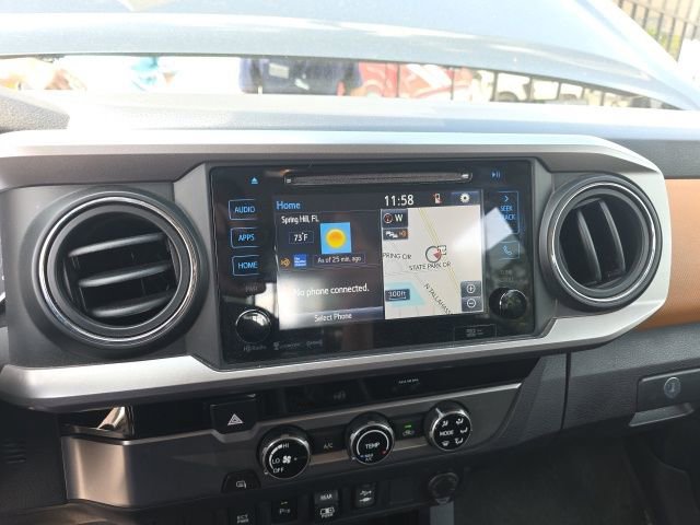 Used 2018 Toyota Tacoma SR5 image 3