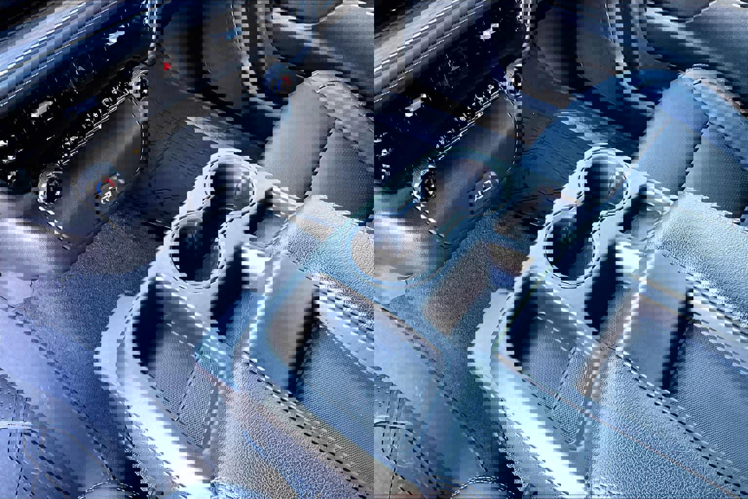 Used 2025 Chevrolet Tahoe LS image 16