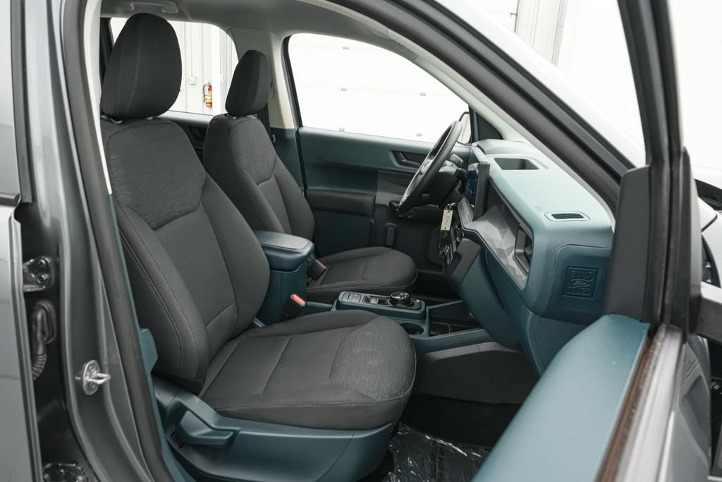 Certified 2025 Ford Maverick XL FWD image 20