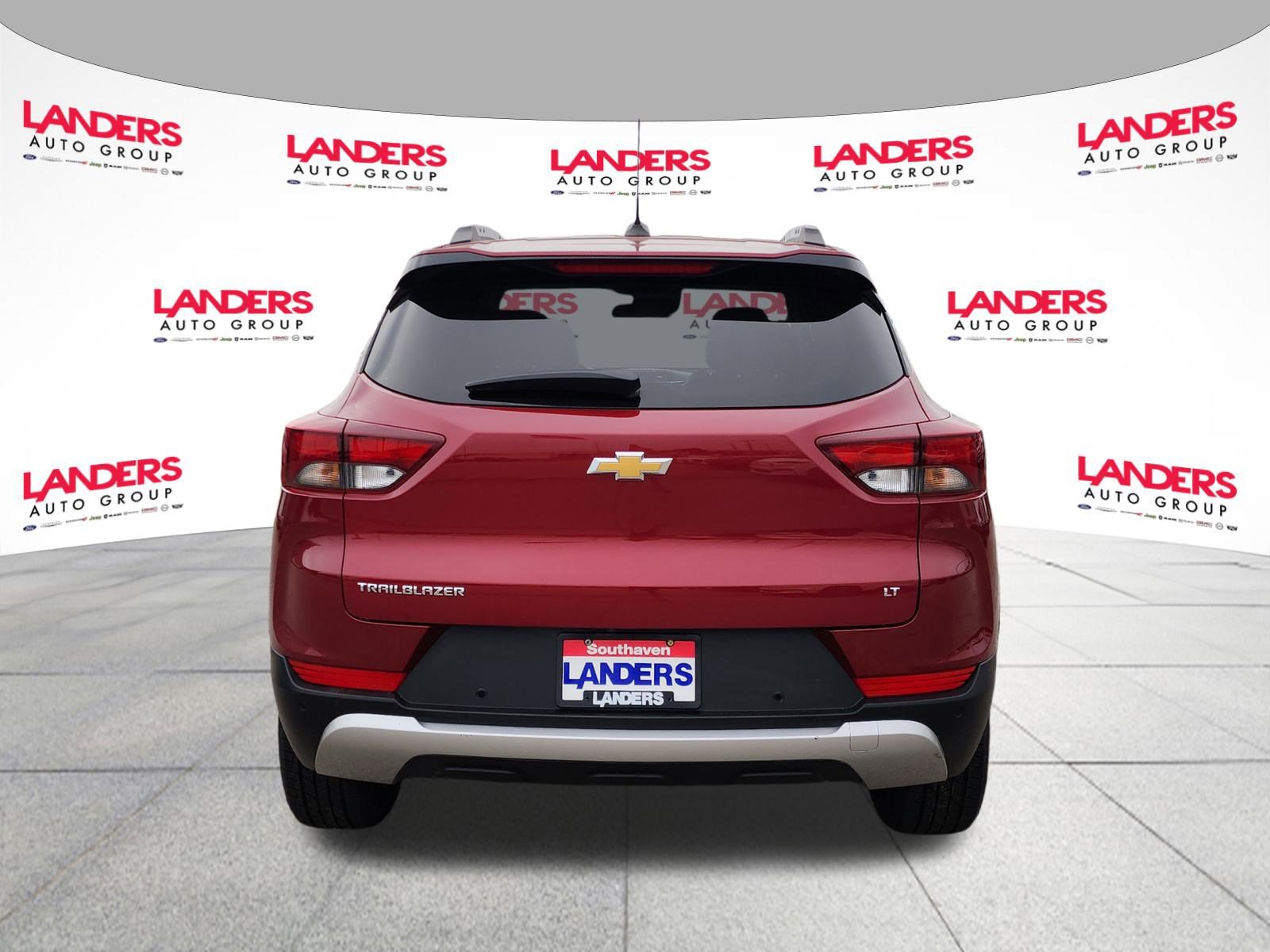 Used 2021 Chevrolet TrailBlazer LT w/ Premium Seating Package image 4