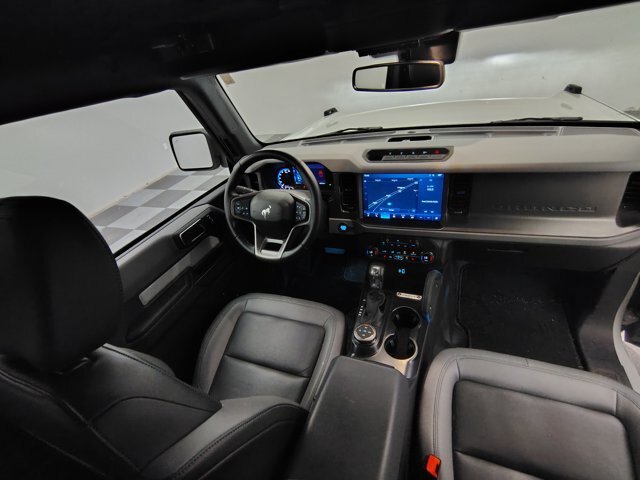 Certified 2024 Ford Bronco Black Diamond w/ Sasquatch Package AWD/4WD image 2