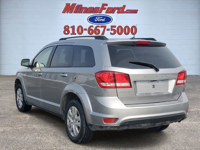 Used 2019 Dodge Journey SE image 2