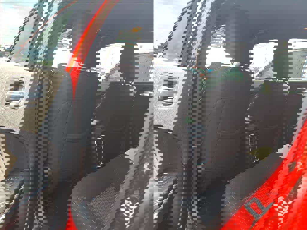 Used 2023 Dodge Charger SXT image 16