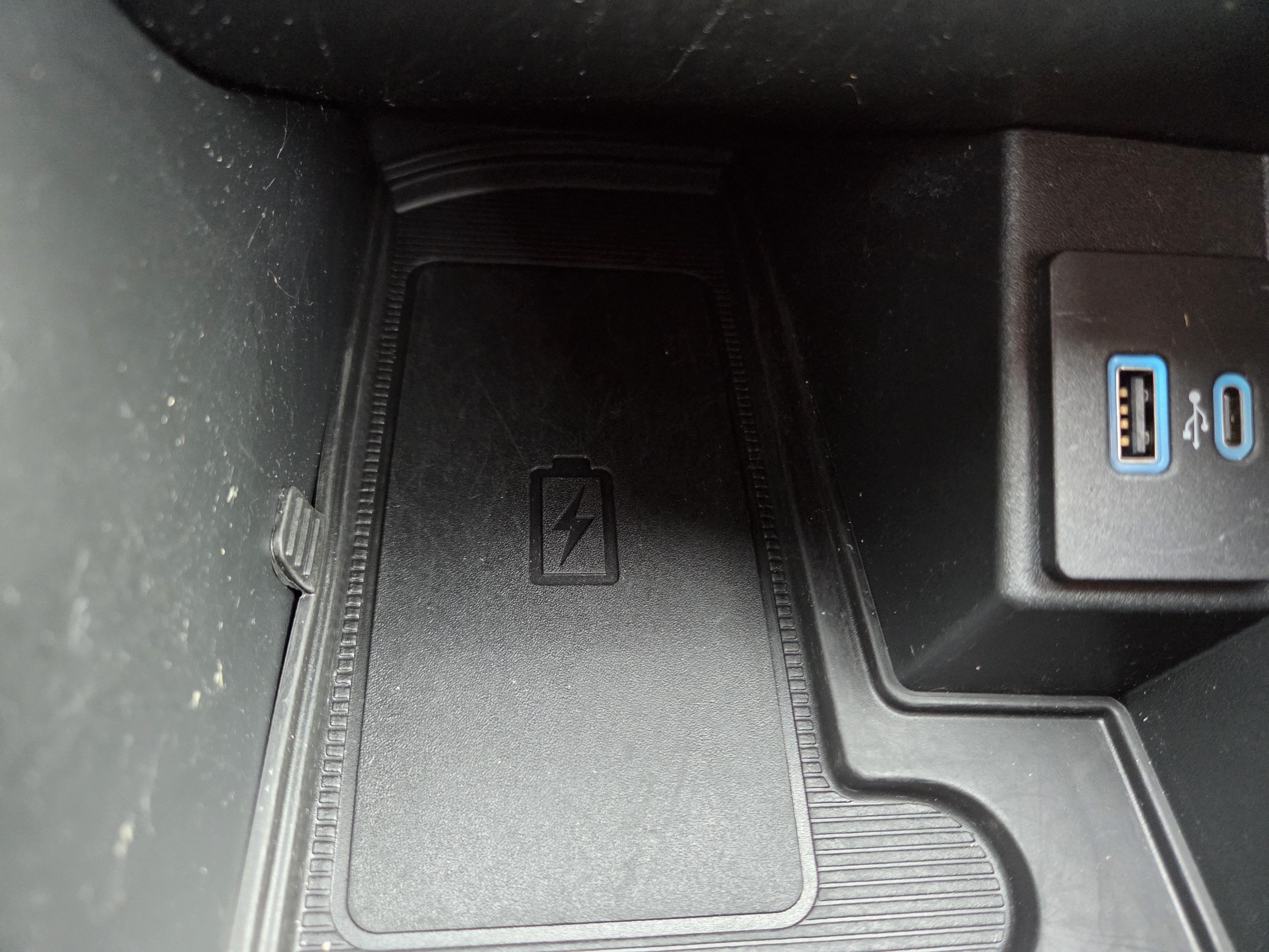 Certified 2024 Ford Edge ST-Line AWD/4WD image 24
