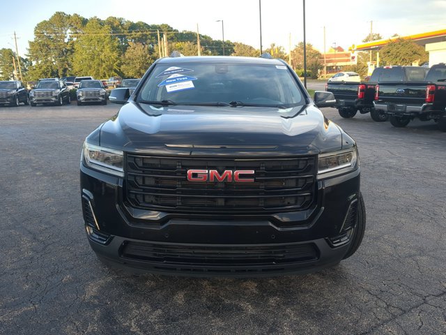 Used 2023 GMC Acadia SLE w/ Driver Convenience Package FWD image 9