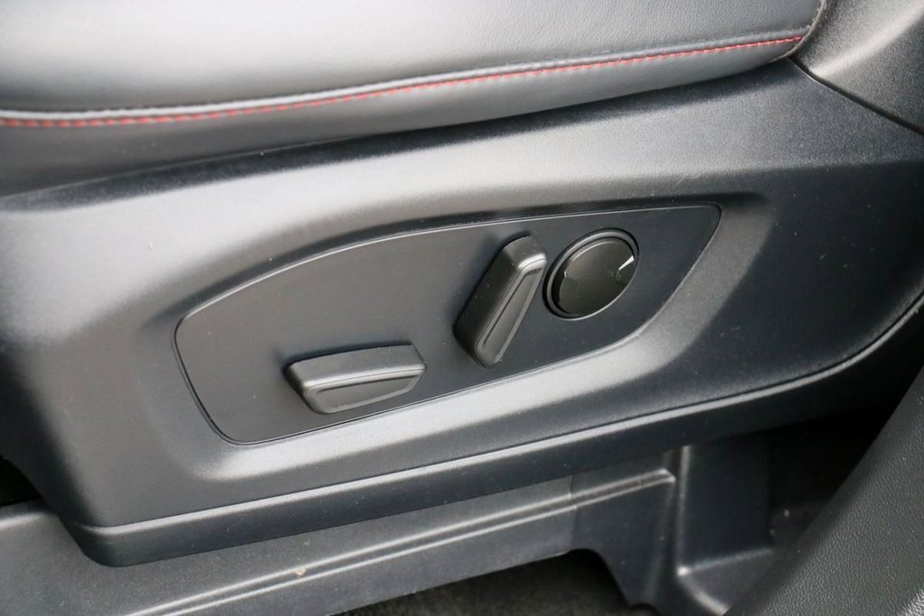 Certified 2025 Ford Explorer ST-Line image 21