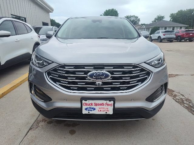 Certified 2024 Ford Edge Titanium w/ Equipment Group 301A AWD/4WD image 3