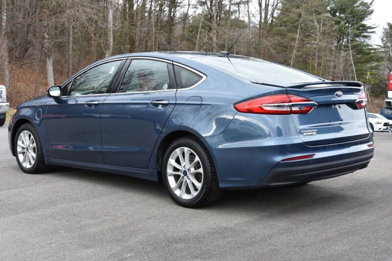 Certified 2019 Ford Fusion Energi Titanium image 3