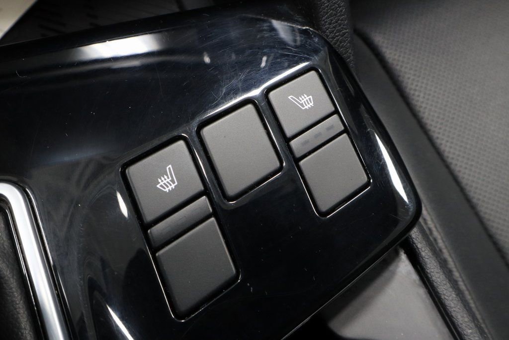 Used 2025 Kia Sportage X-Line image 12