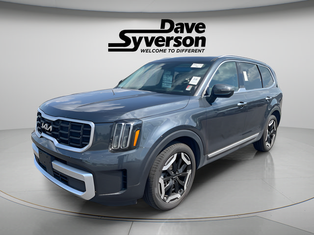 Used 2024 Kia Telluride S w/ S Sunroof Package