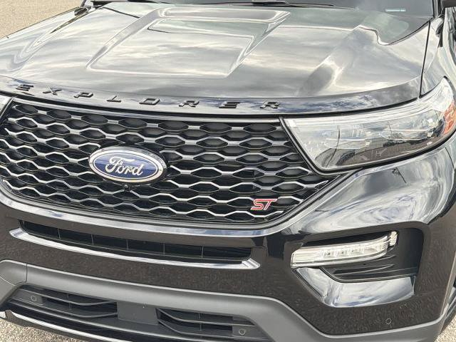 Certified 2023 Ford Explorer ST w/ Equipment Group 401A AWD/4WD image 11