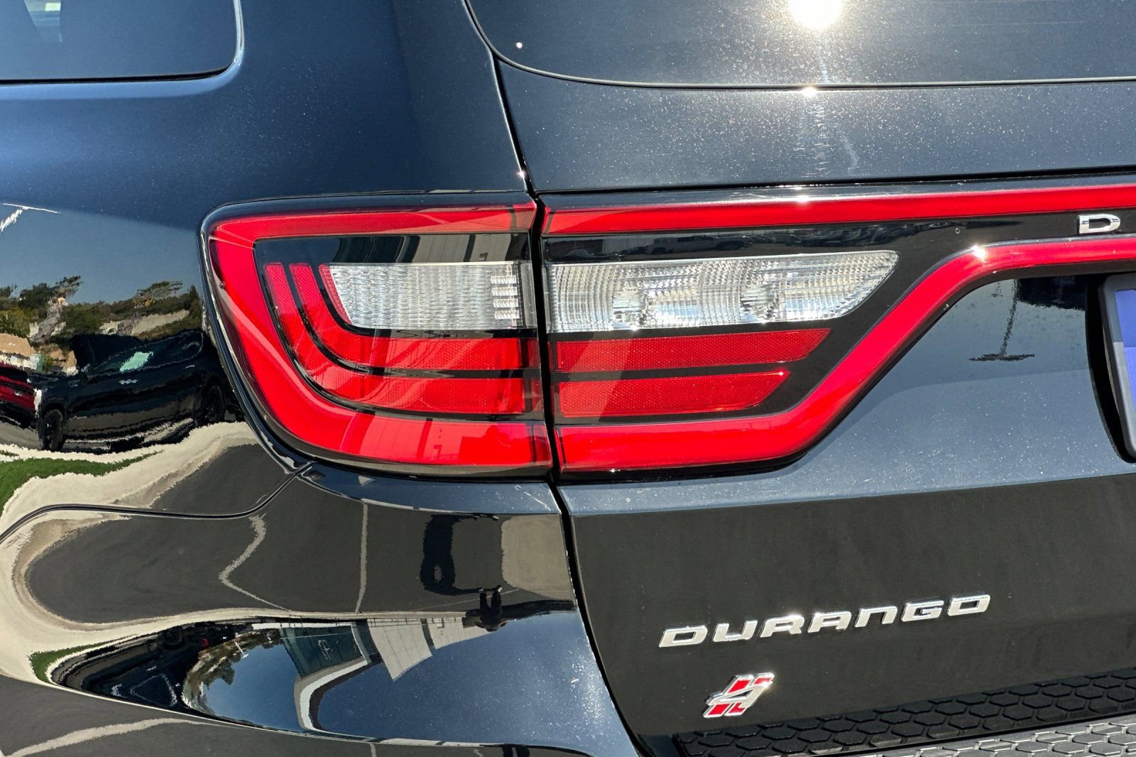 Used 2025 Dodge Durango GT AWD/4WD image 28