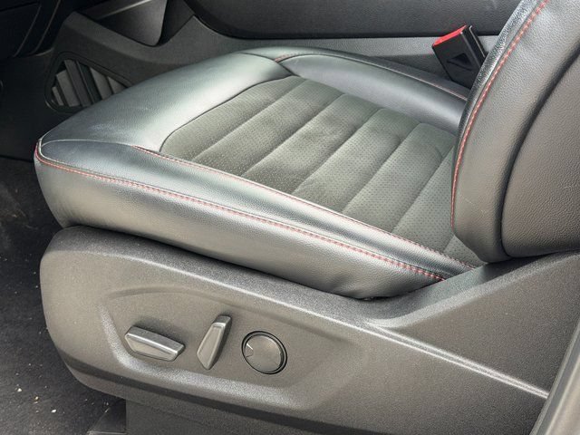 Certified 2022 Ford Edge ST-Line AWD/4WD image 36