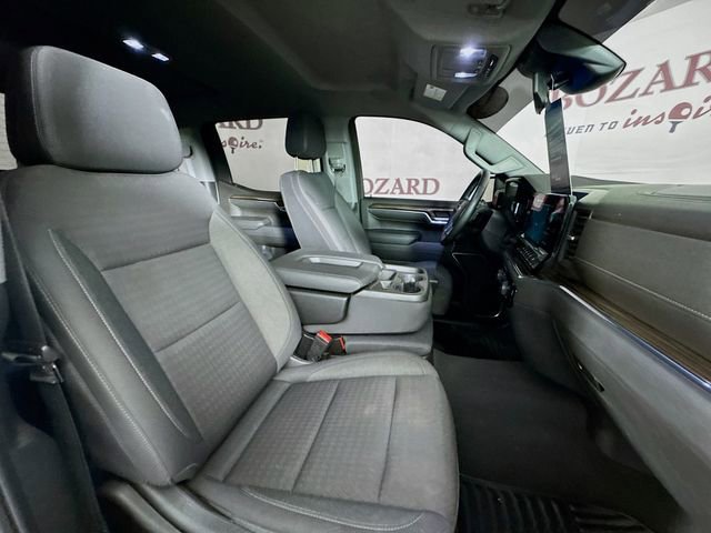 Used 2023 Chevrolet Silverado 1500 LT image 32