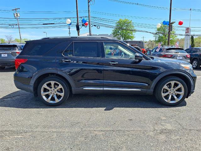 Certified 2020 Ford Explorer Platinum w/ Premium Technology Package AWD/4WD image 32