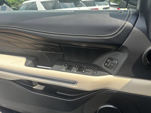 Certified 2024 Ford Expedition Max Platinum AWD/4WD image 31