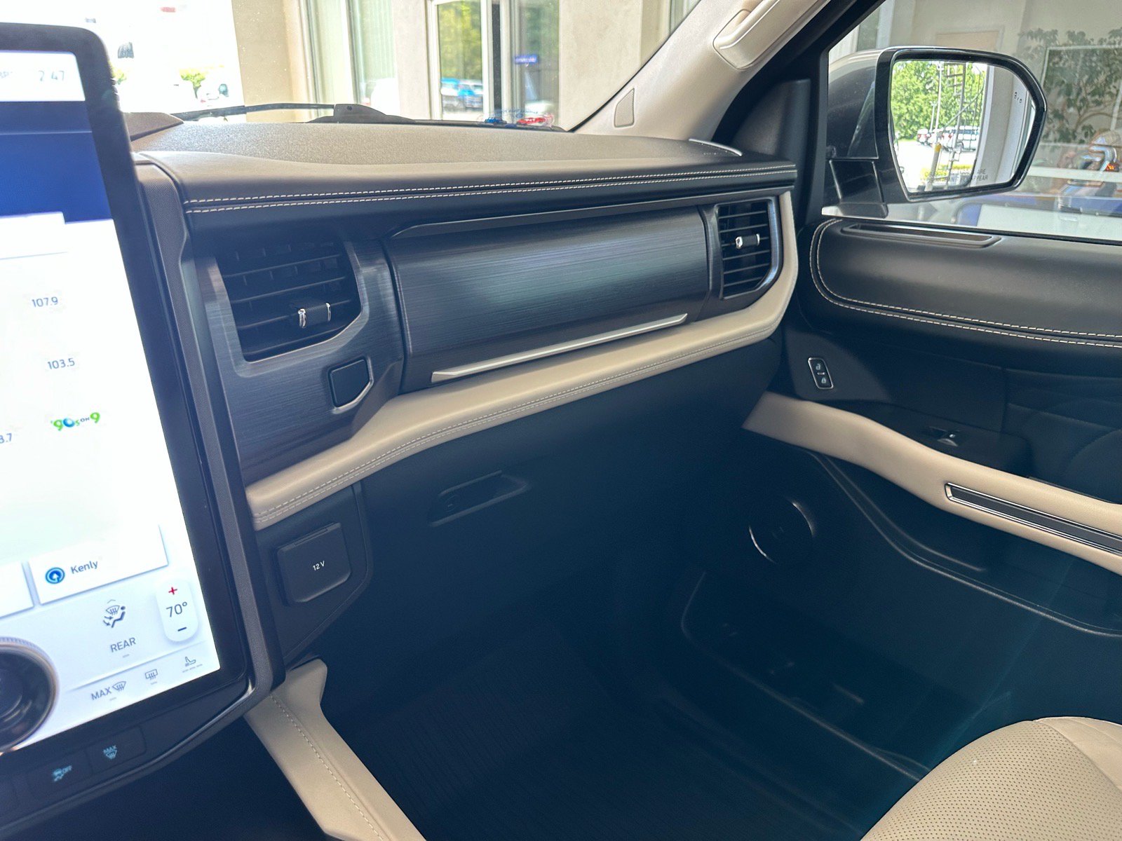 Certified 2022 Ford Expedition Platinum AWD/4WD image 39