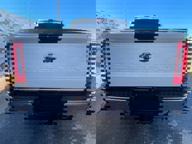 Certified 2025 Ford F250 XLT image 5