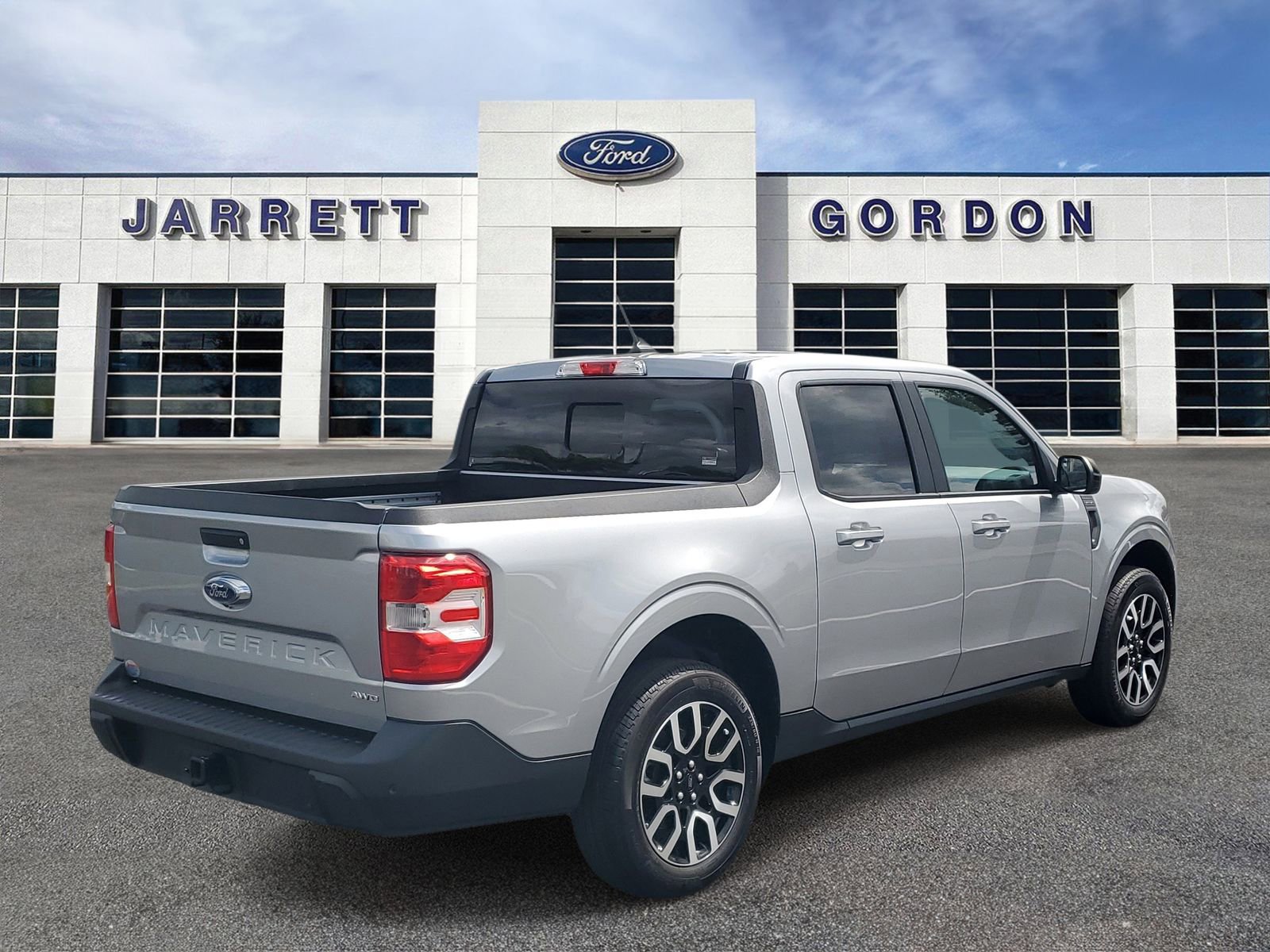 Certified 2024 Ford Maverick Lariat w/ 4K Tow Package AWD/4WD image 4