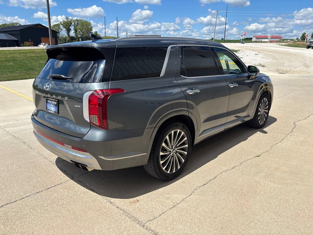 Used 2023 Hyundai Palisade Calligraphy AWD/4WD image 4