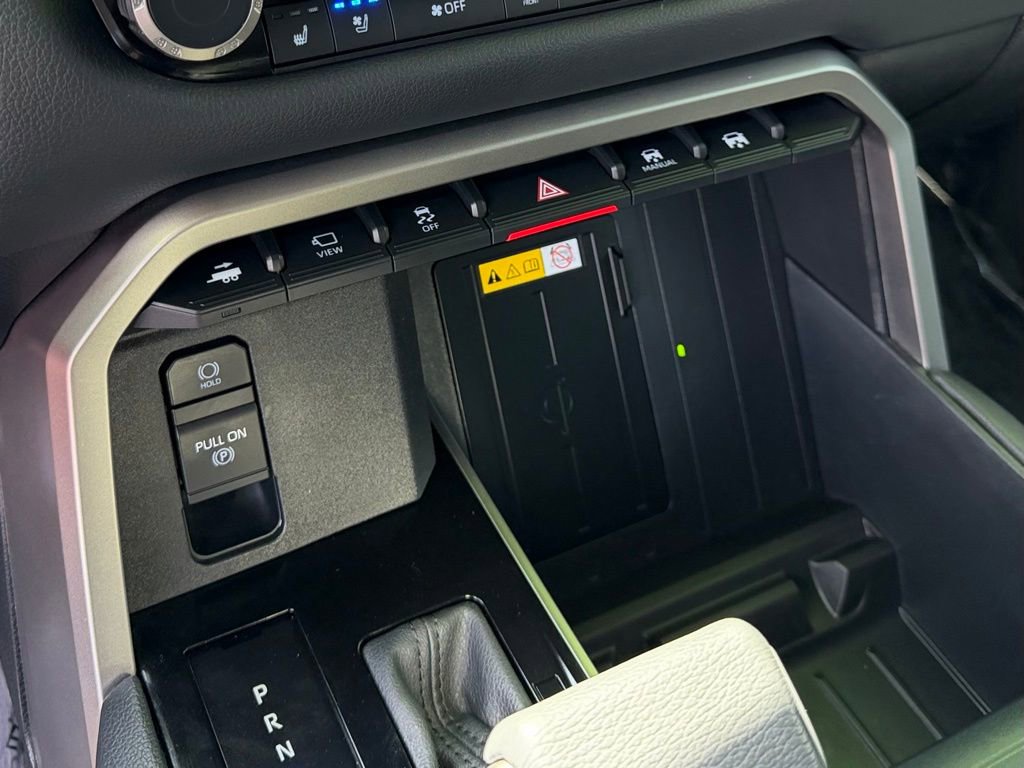 Used 2023 Toyota Tundra Limited AWD/4WD image 26