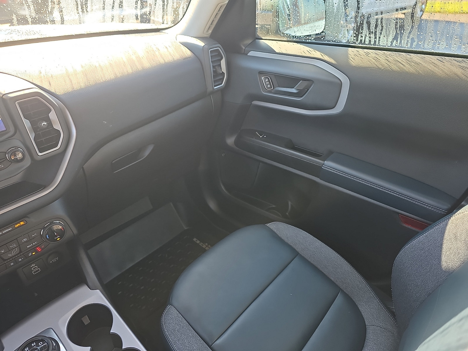 Certified 2023 Ford Bronco Sport Outer Banks w/ Tech Package AWD/4WD image 16