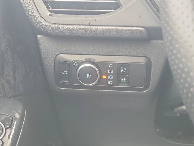 Certified 2025 Ford Escape ST-Line Select AWD/4WD image 23