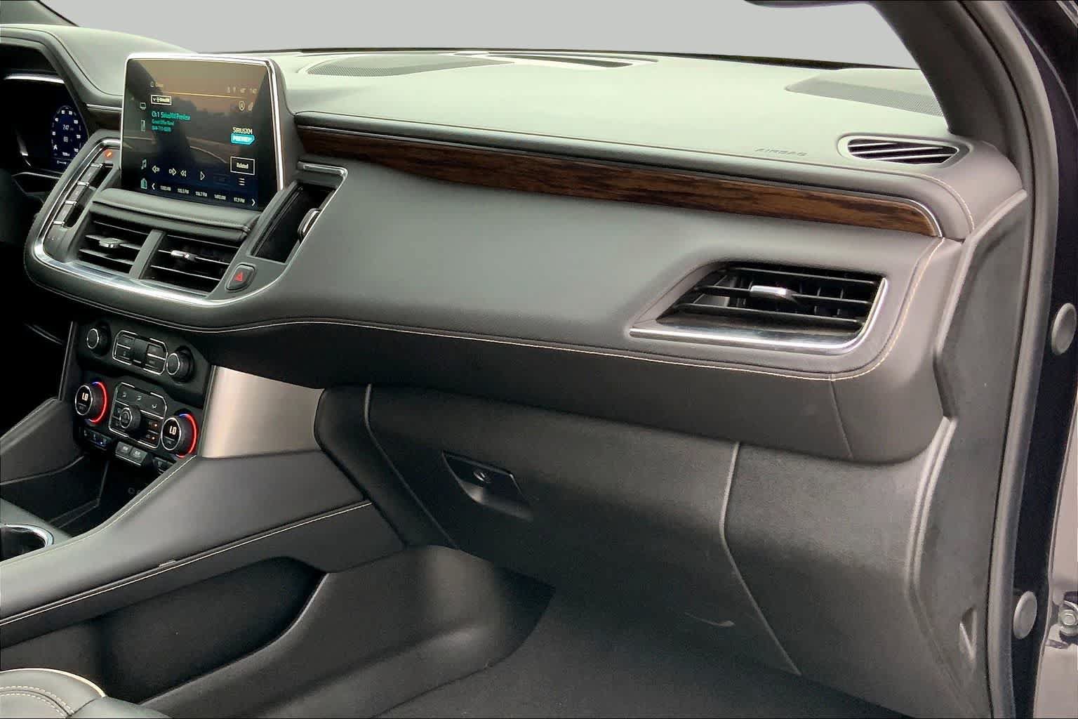 Used 2024 Chevrolet Tahoe Premier RWD image 17