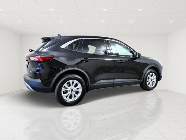 Certified 2023 Ford Escape Active w/ Tech Pack #1 AWD/4WD image 6