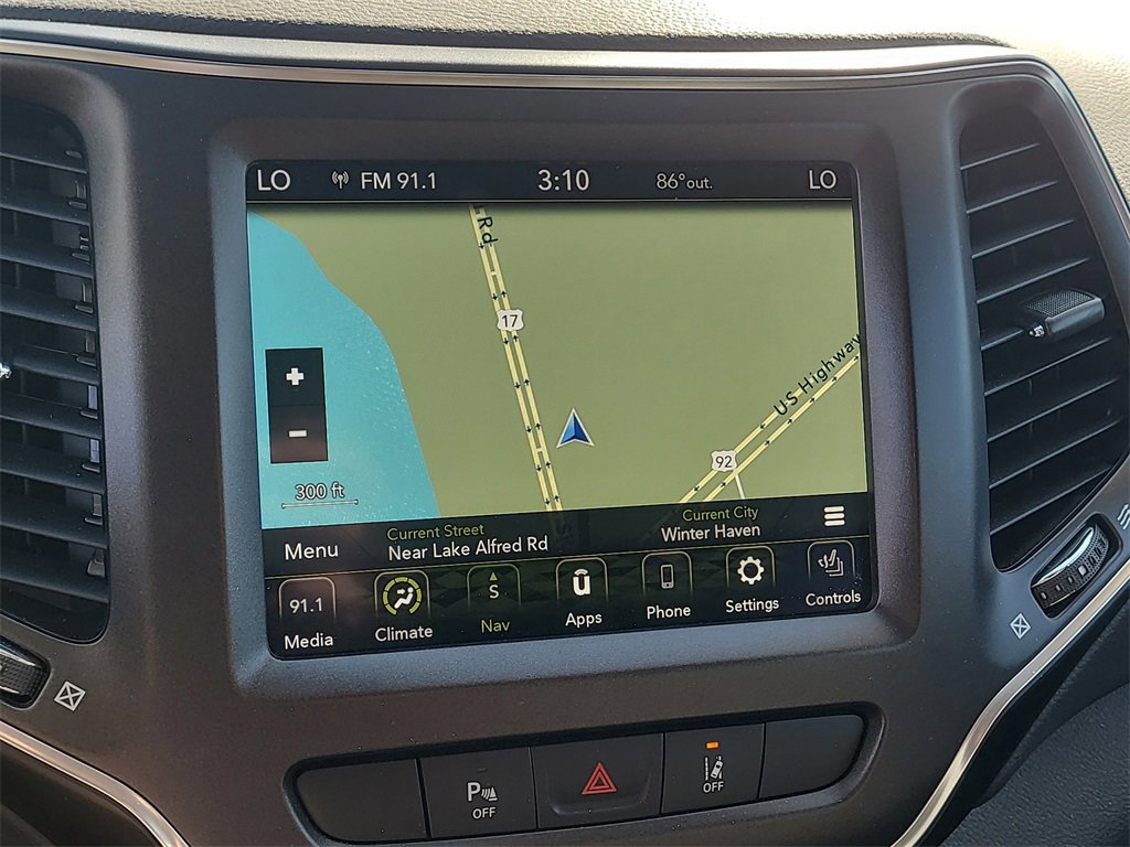 Used 2022 Jeep Cherokee Trailhawk w/ Sun, Sound & Nav Group image 23