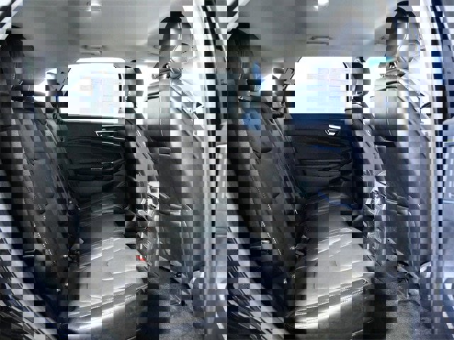 Certified 2018 Ford Edge Titanium image 12