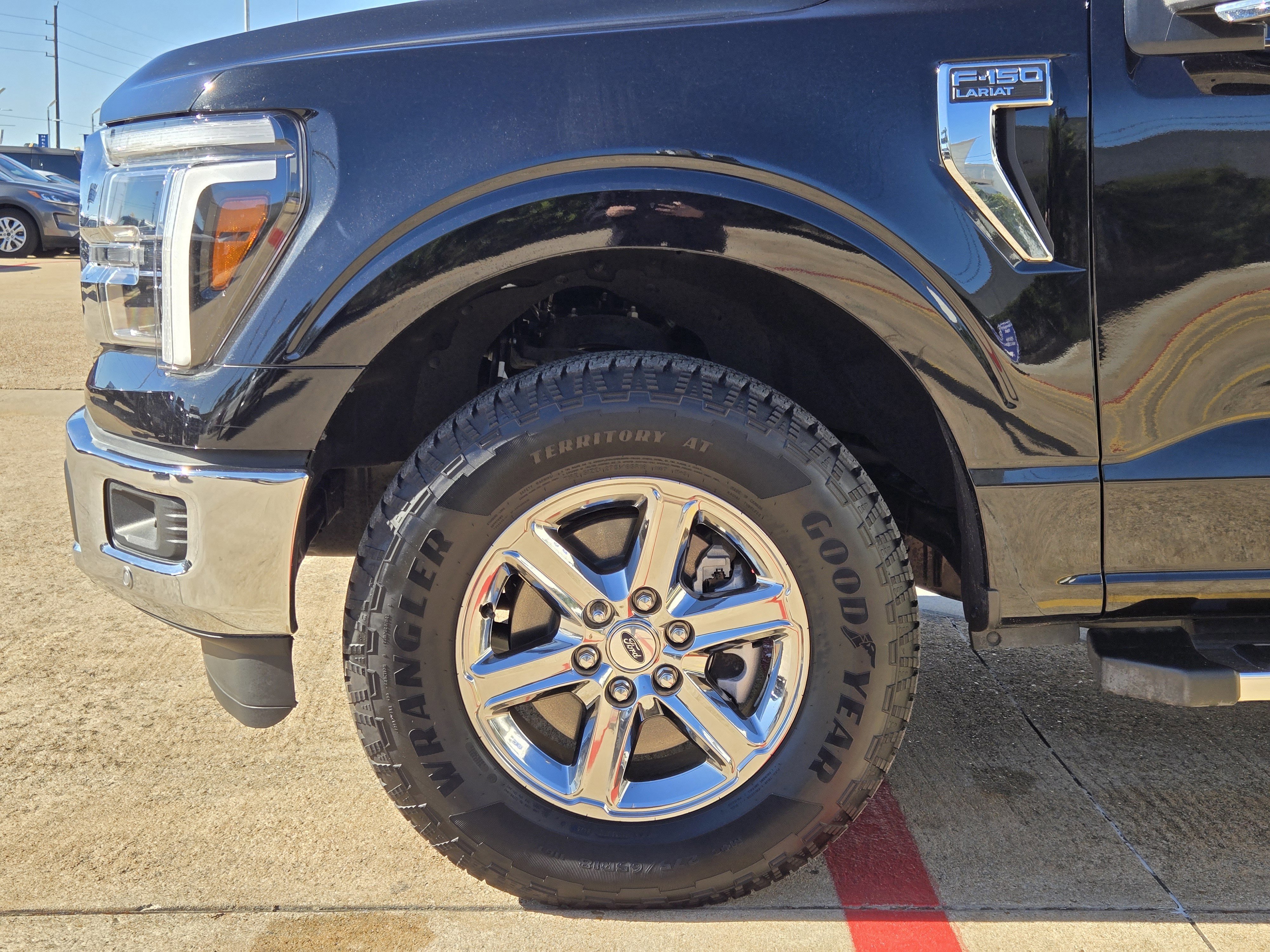 Certified 2025 Ford F150 Lariat image 5