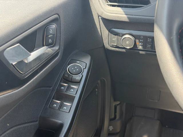 Certified 2022 Ford Escape SEL w/ SEL Stealth AWD Package image 18