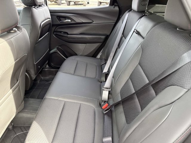 Used 2023 Chevrolet TrailBlazer RS AWD/4WD image 19