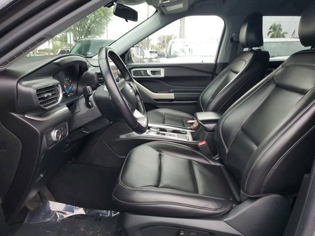 Certified 2022 Ford Explorer XLT w/ Equipment Group 202A image 15