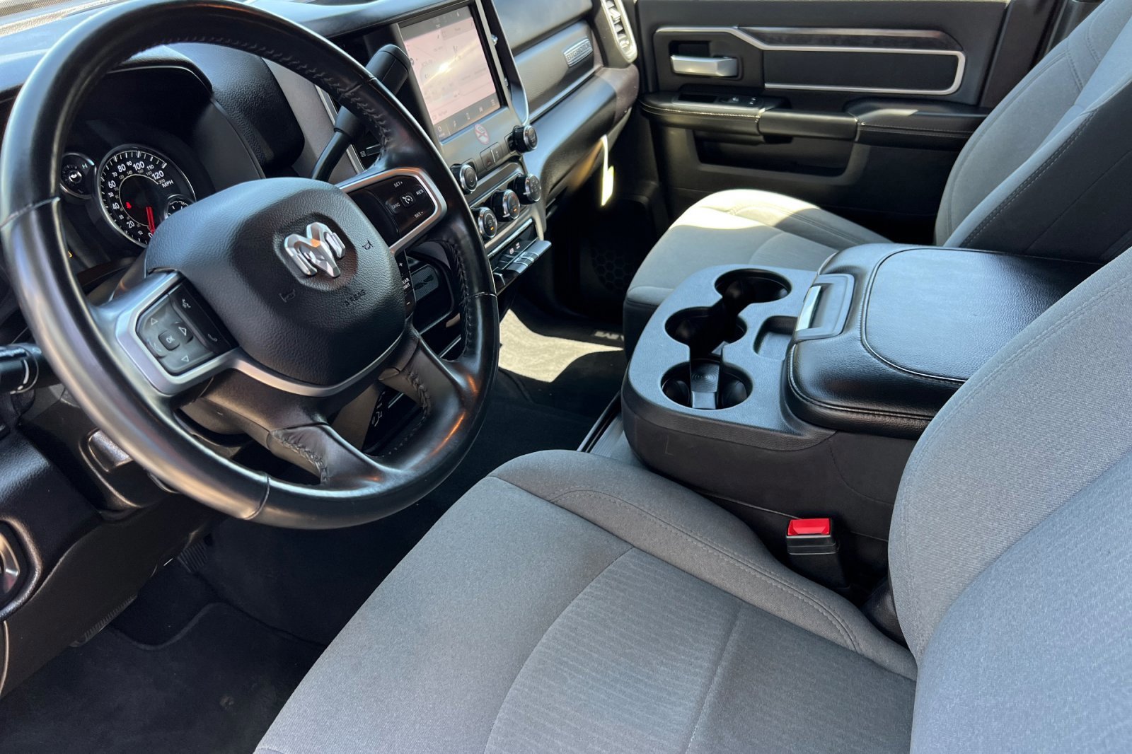 Used 2024 RAM 3500 Big Horn image 11