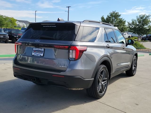 Certified 2025 Ford Explorer ST-Line w/ ST-Line Street Pack AWD/4WD image 3