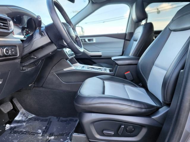 Certified 2023 Ford Explorer XLT w/ Equipment Group 202A image 20