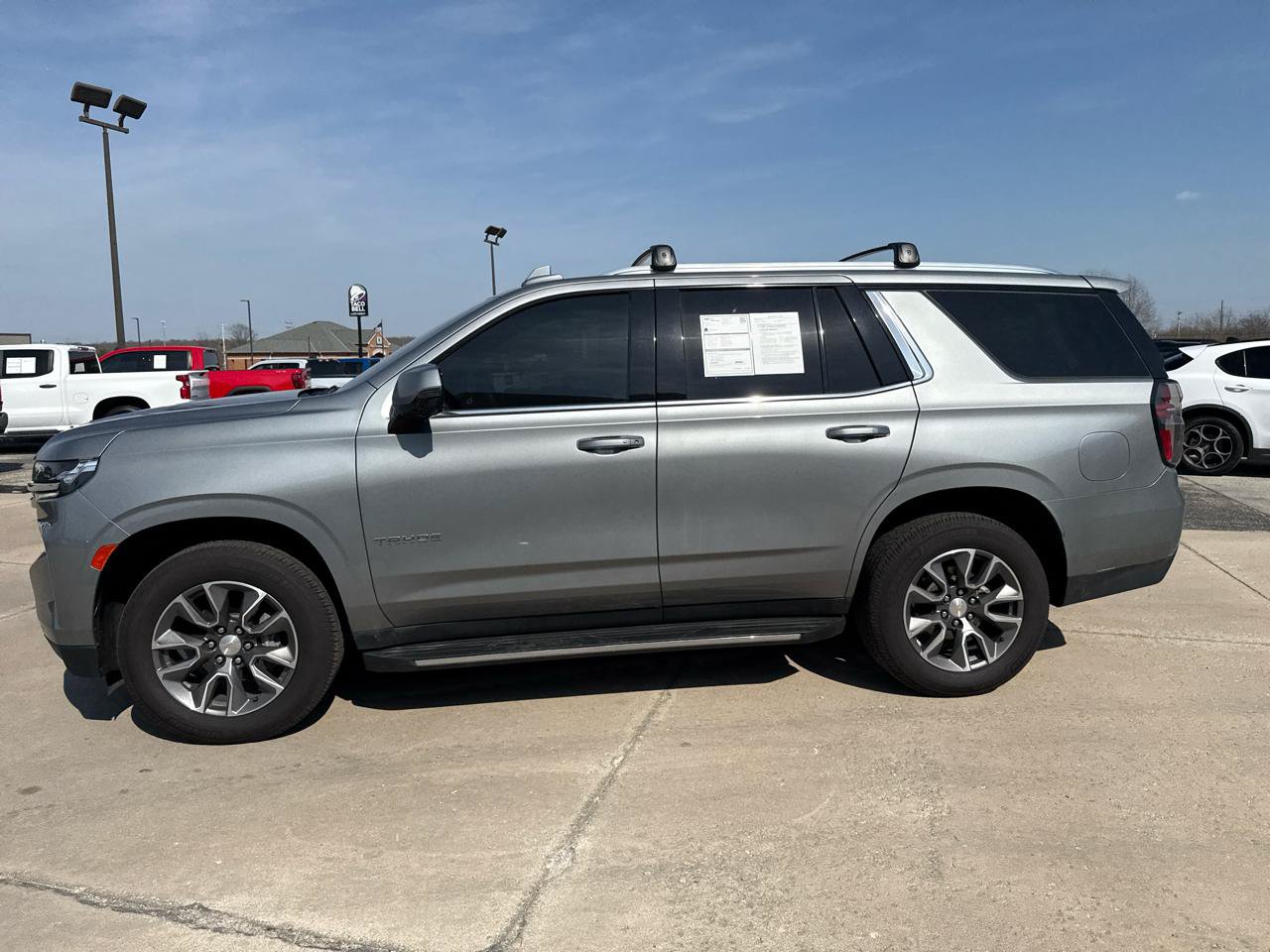 Used 2023 Chevrolet Tahoe LT w/ Luxury Package AWD/4WD image 16
