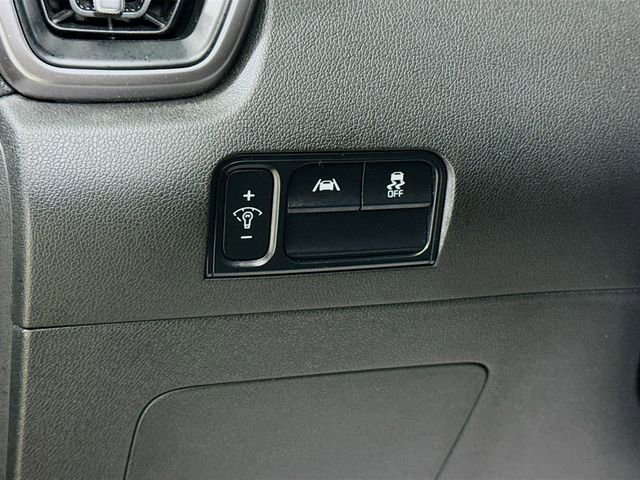 Used 2023 Kia Sorento LX image 10