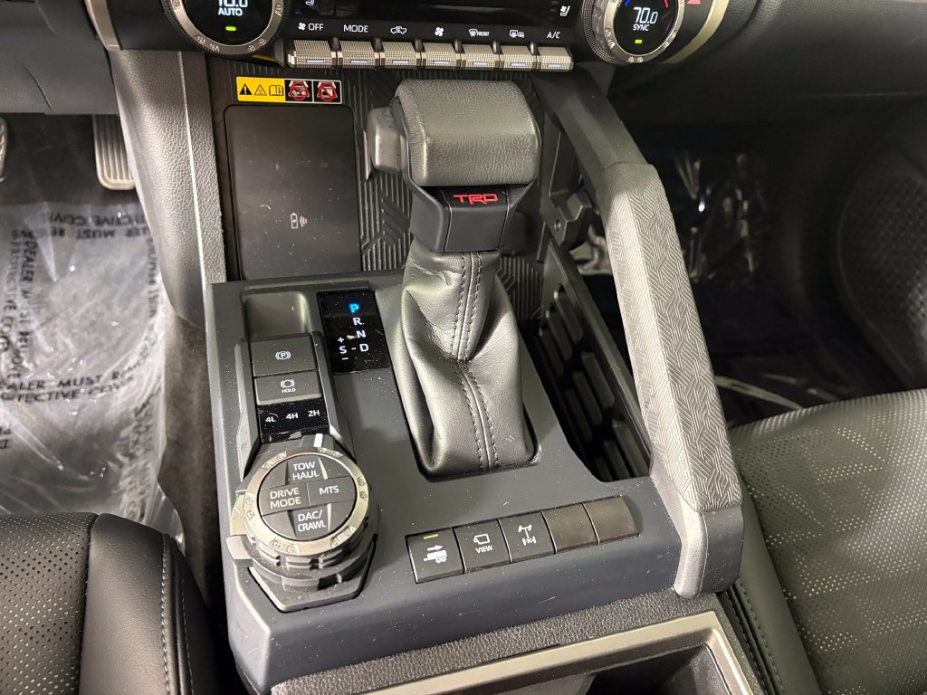 Used 2024 Toyota Tacoma TRD Off-Road w/ TRD Off Road Premium Package AWD/4WD image 20