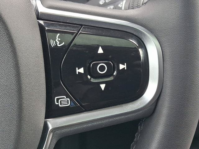 Used 2023 Volvo XC60 B5 Ultimate w/ Climate Package AWD/4WD image 23
