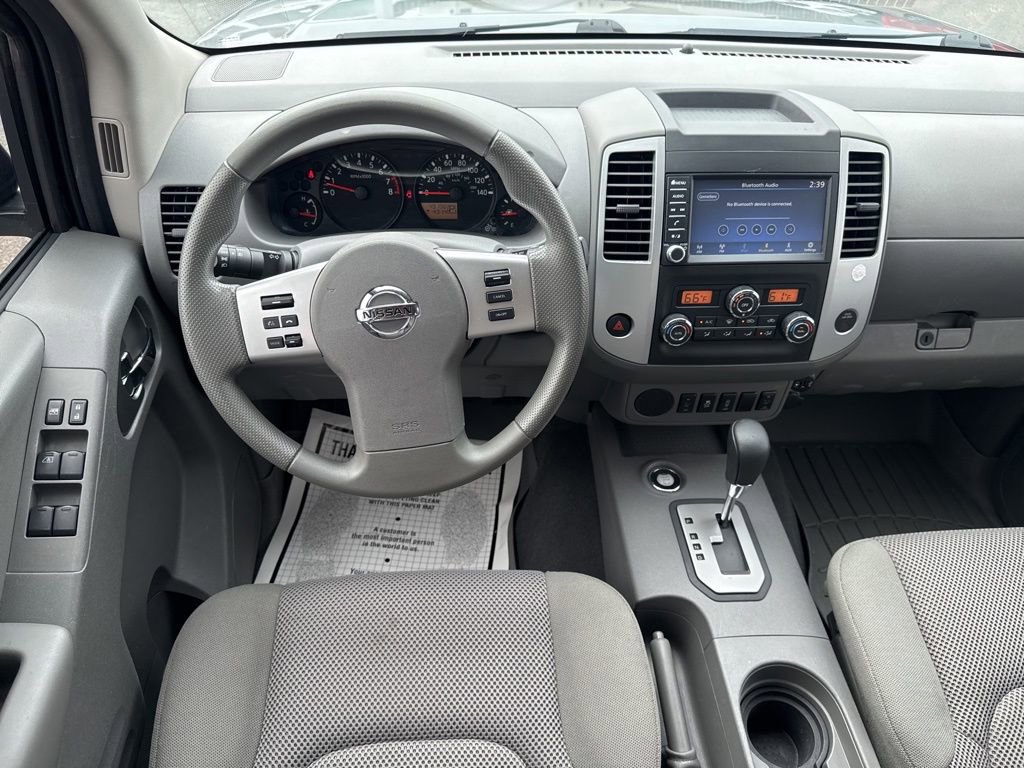 Used 2020 Nissan Frontier SV image 26