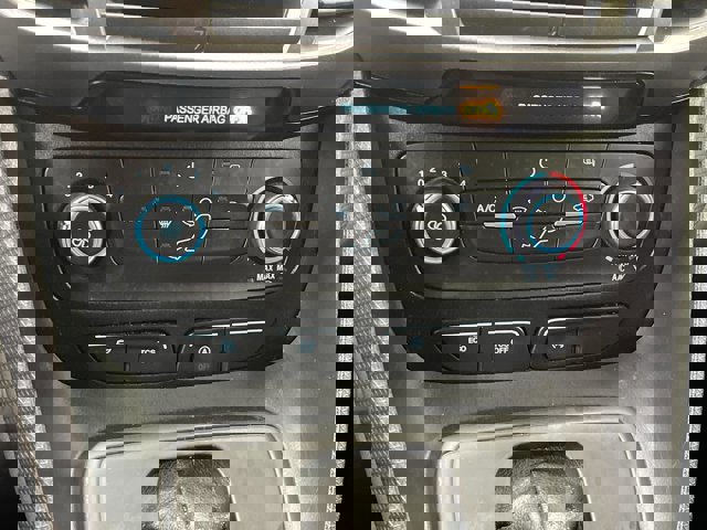 Certified 2022 Ford Transit Connect XLT image 24