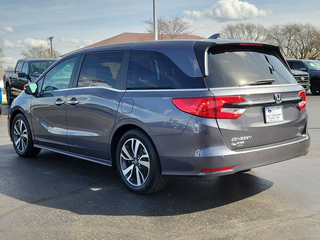 Used 2021 Honda Odyssey Touring image 3