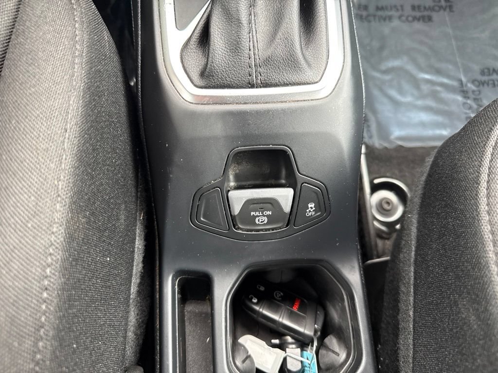 Used 2020 Jeep Renegade Latitude w/ Cold Weather Group AWD/4WD image 27