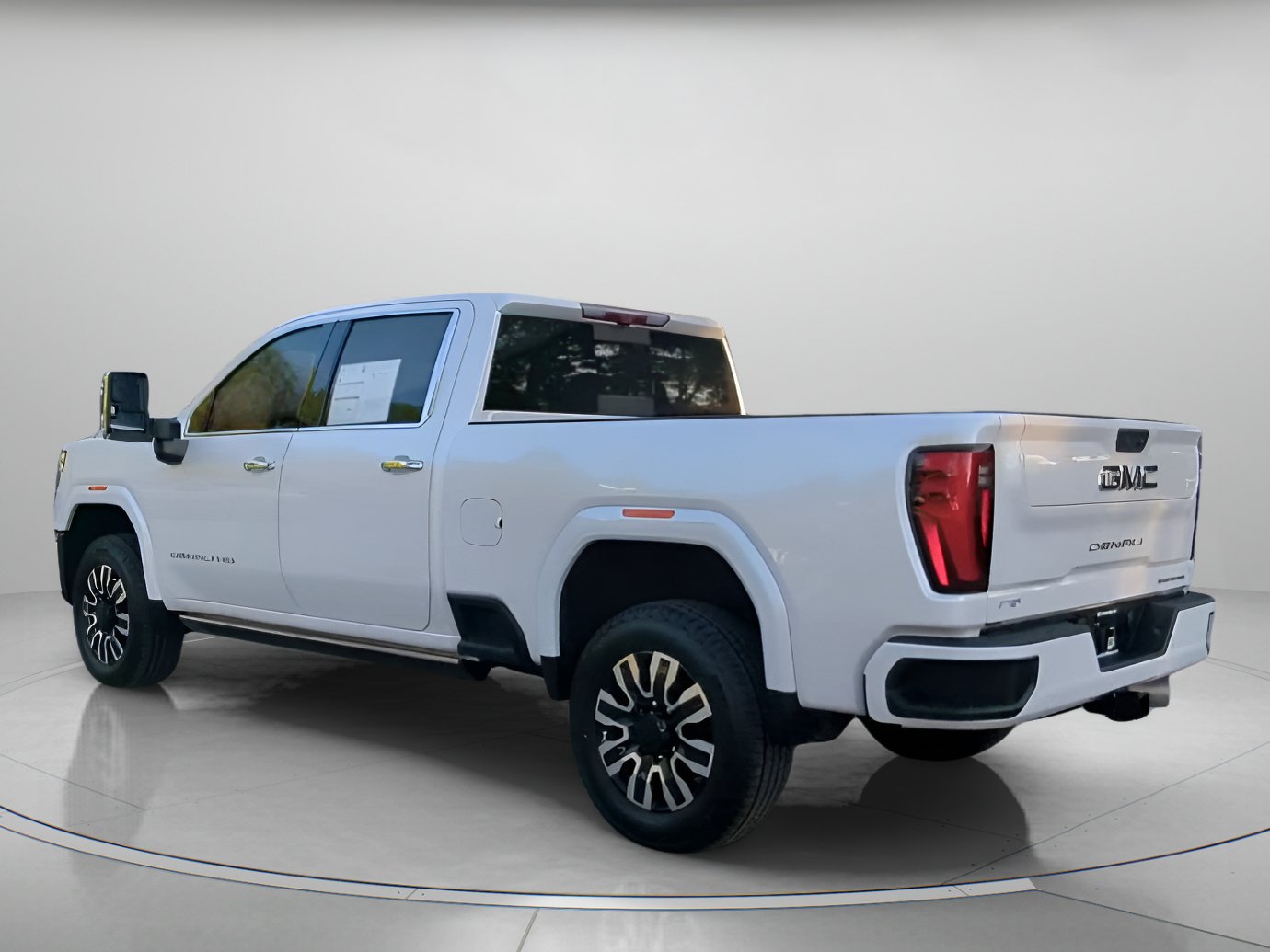 Used 2024 GMC Sierra 2500 Denali Ultimate AWD/4WD image 20